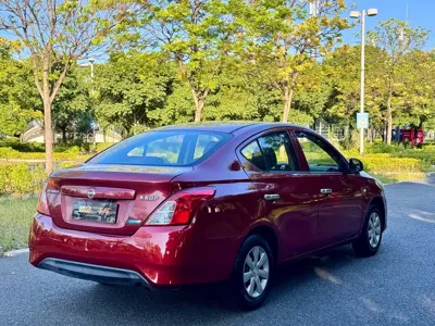 Nissan Sunny