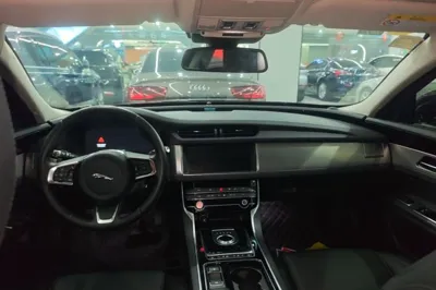 Jaguar XFL