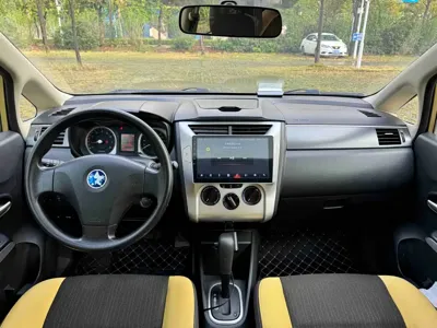 Venucia R50X