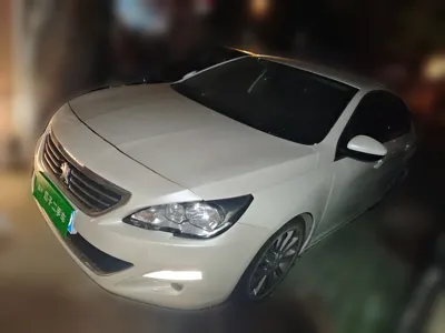 Peugeot 408