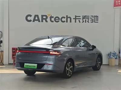 Xpeng P5