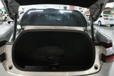 Xpeng P7
