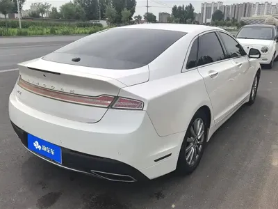 Lincoln MKZ