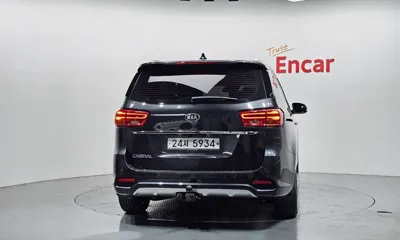 Kia Canival