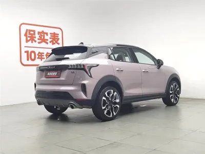 Lynk & Co 06