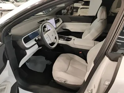 Xpeng G6