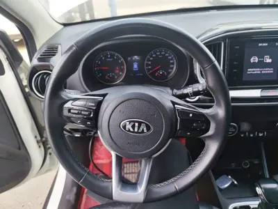 Kia KX1