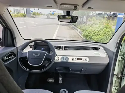 Wuling MINIEV