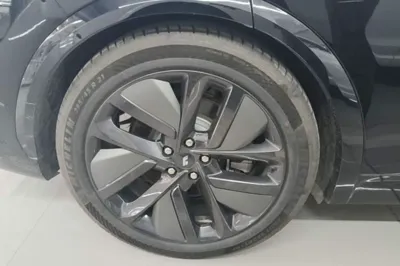 Li Auto L7