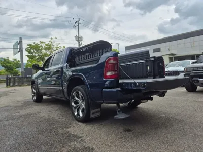 Dodge Ram Pick Up