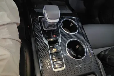 Hongqi HS3 PHEV