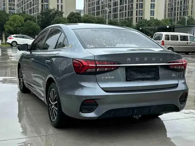 Roewe i5