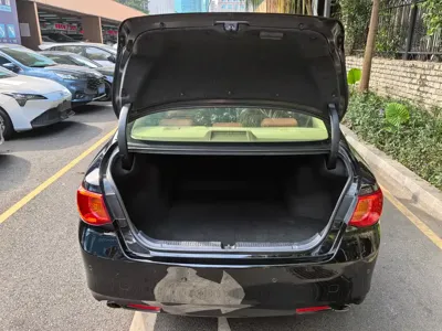 Toyota Reiz