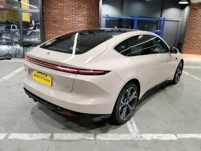 Nio ET5