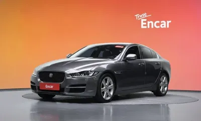 Jaguar XE