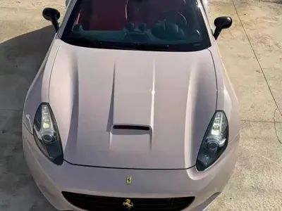Ferrari California T