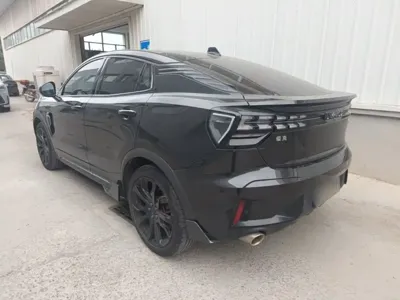 Lynk & Co 05
