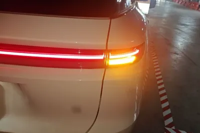 Li Auto Li Auto i6