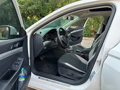 Volkswagen Bora EV