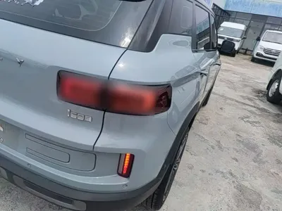 Geely ICON
