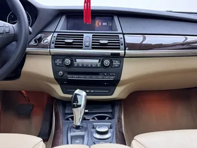 BMW X5 (Import)