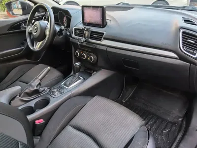 Mazda 3 Axela