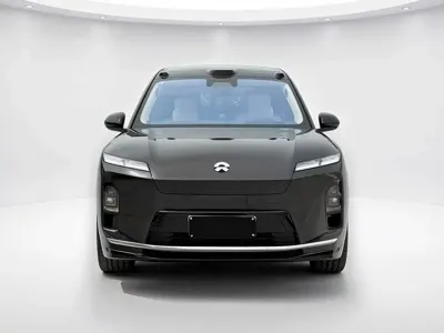 Nio ES8