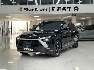 Nio ES8