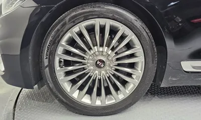 Kia K9