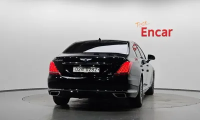 Genesis EQ900