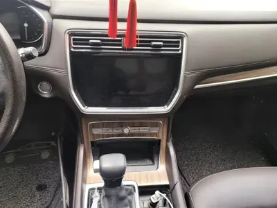 Roewe RX8