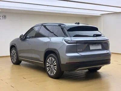 Nio ES7