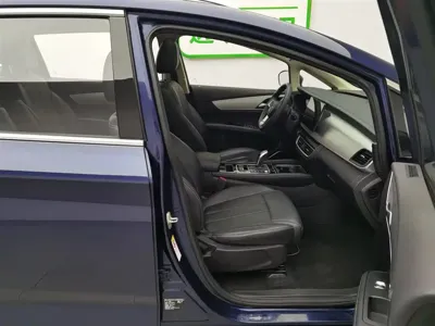 BYD MAX