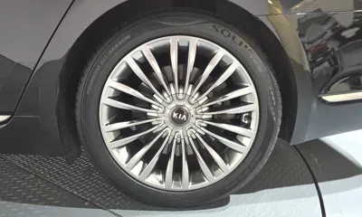 Kia K9
