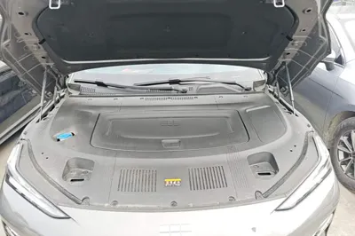 Geely Galaxy E8