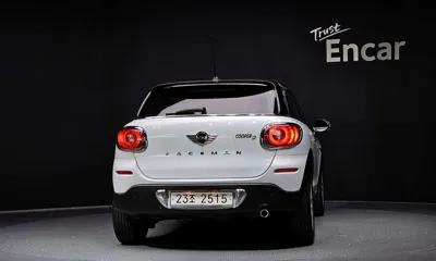 MINI Paceman