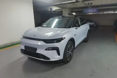 Leapmotor C11