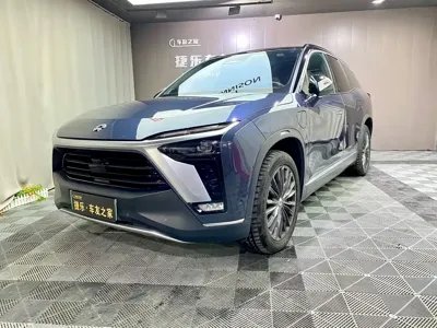 Nio ES8