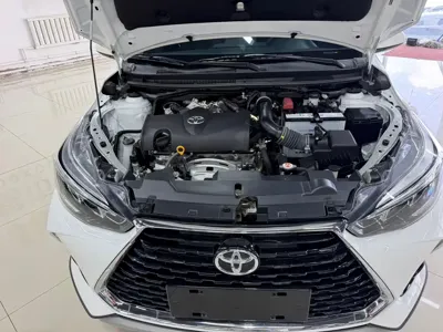 Toyota Yaris L