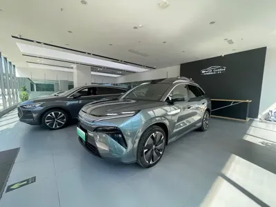BYD 唐L