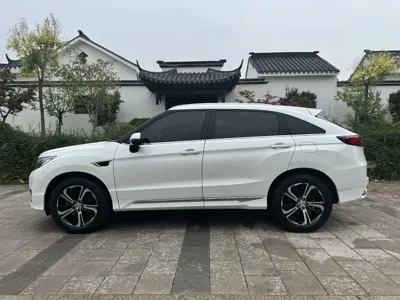 Honda UR-V