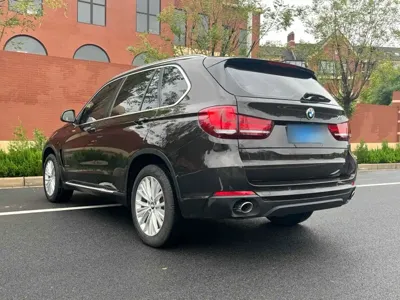 BMW X5 (Import)
