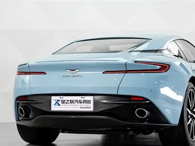 Aston Martin DB11