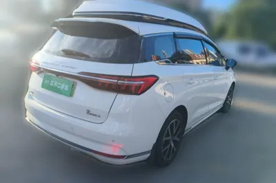 BYD Song MAX New Energy