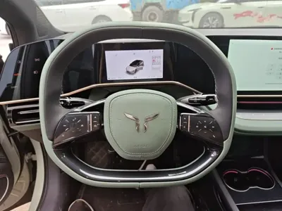 Hongqi Hongqi EH7