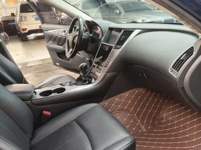Infiniti Q50L