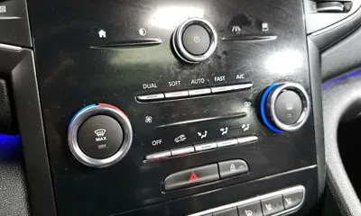 Renault-KoreaSamsung SM6