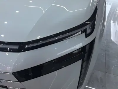 GAC Motor 传祺E8 PHEV