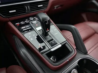 Porsche Cayenne Hybrid