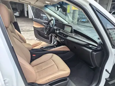 Buick GL6
